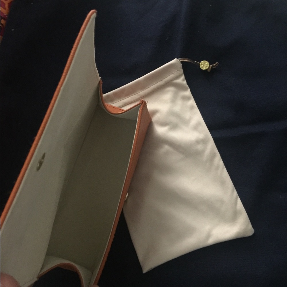 🚫SOLD🚫 🧡 Tory Burch 🧡 - Picture 4 of 5